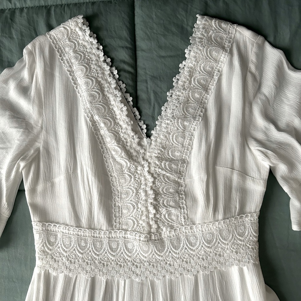 Magnolia Boutique Women’s Boho Vanilla White Crochet V-neck Maxi Dress Size M - Picture 2 of 6